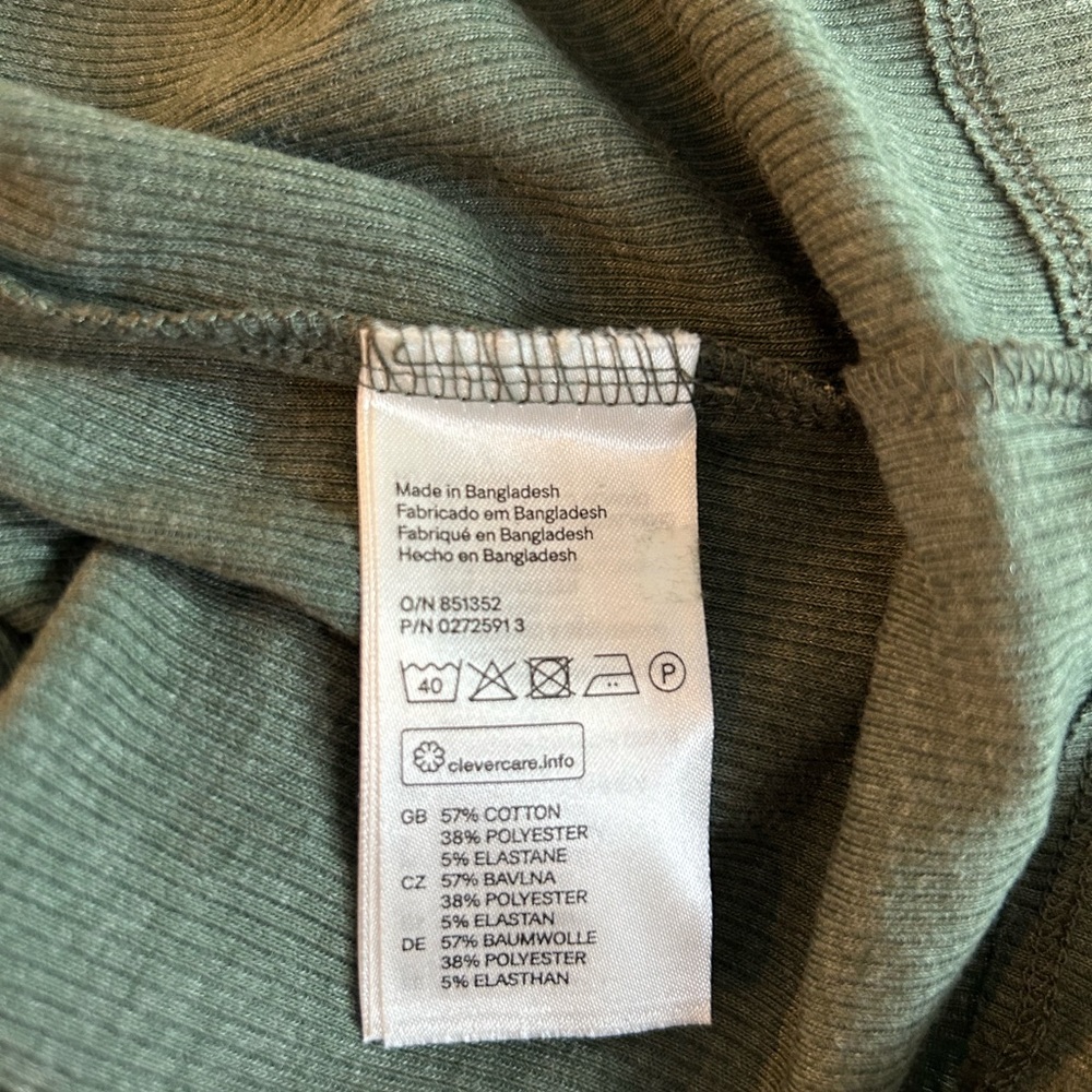 H & M Divided Tank Top Dress in Olive. Women’s Medium - Picture 4 of 4